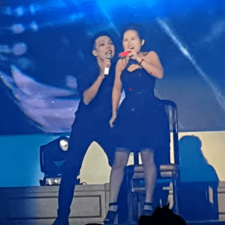 Sắm cho mình vài vai diễn cuộc đời Sắm cho mình vài vai diễn cuộc đời